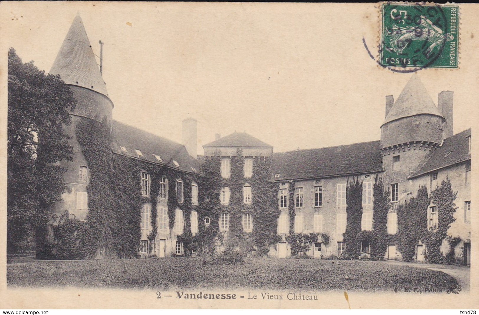 58----VANDENESSE---le Vieux Château--voir 2 Scans - Autres & Non Classés