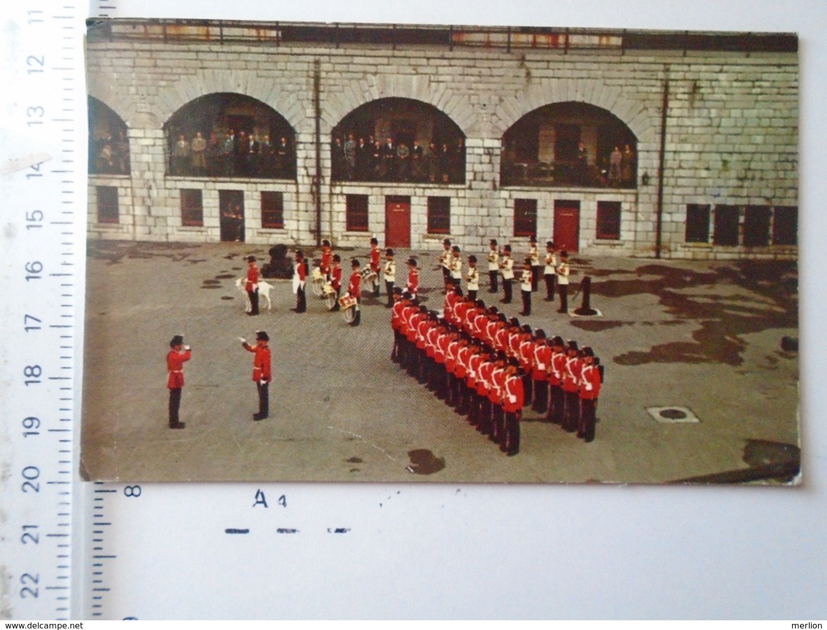 D150589 Canada - Kingston - Ontario - OldFort Henry --Fort Henry Guard In Review Order -stamp QEII - Kingston