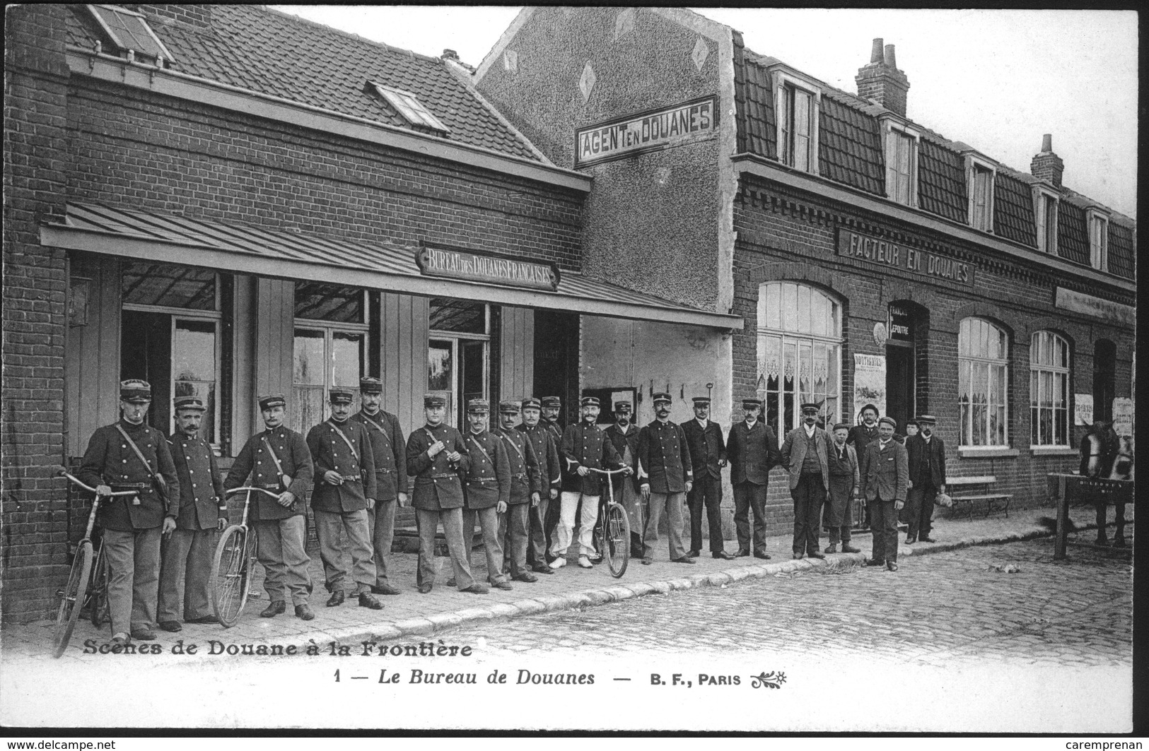 Scènes De Douane à La Frontière.1. Le Bureau De Douanes - Police - Gendarmerie