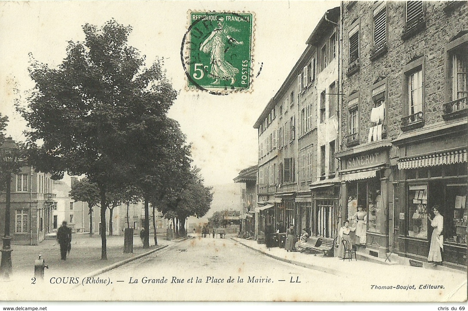 Cours La Grande Rue Et La Place De La Mairie - Cours-la-Ville