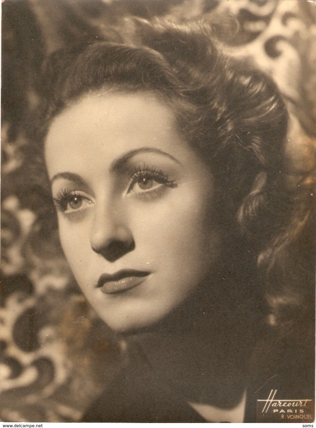 Photographie De Célébrité Par Raymond Voinquel Du Studio Harcourt, Beau Portrait De Danielle Darrieux, Photo Vers 1940 - Célébrités