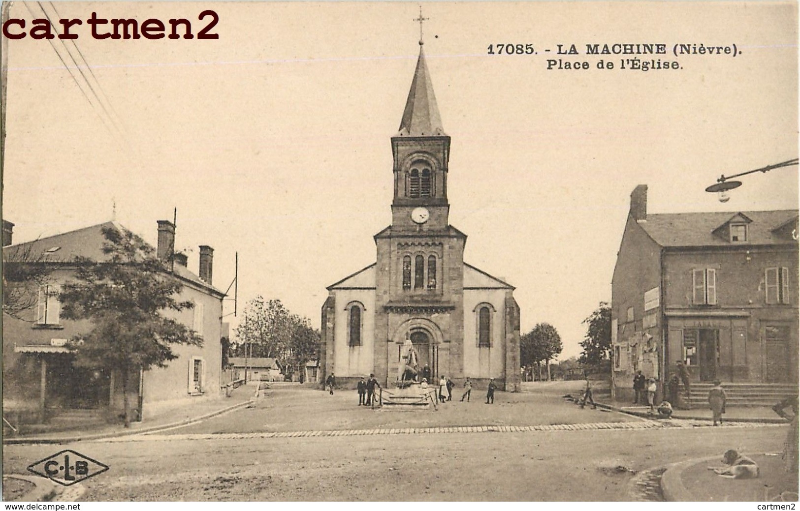 LA MACHINE PLACE DE L'EGLISE 58 - La Machine