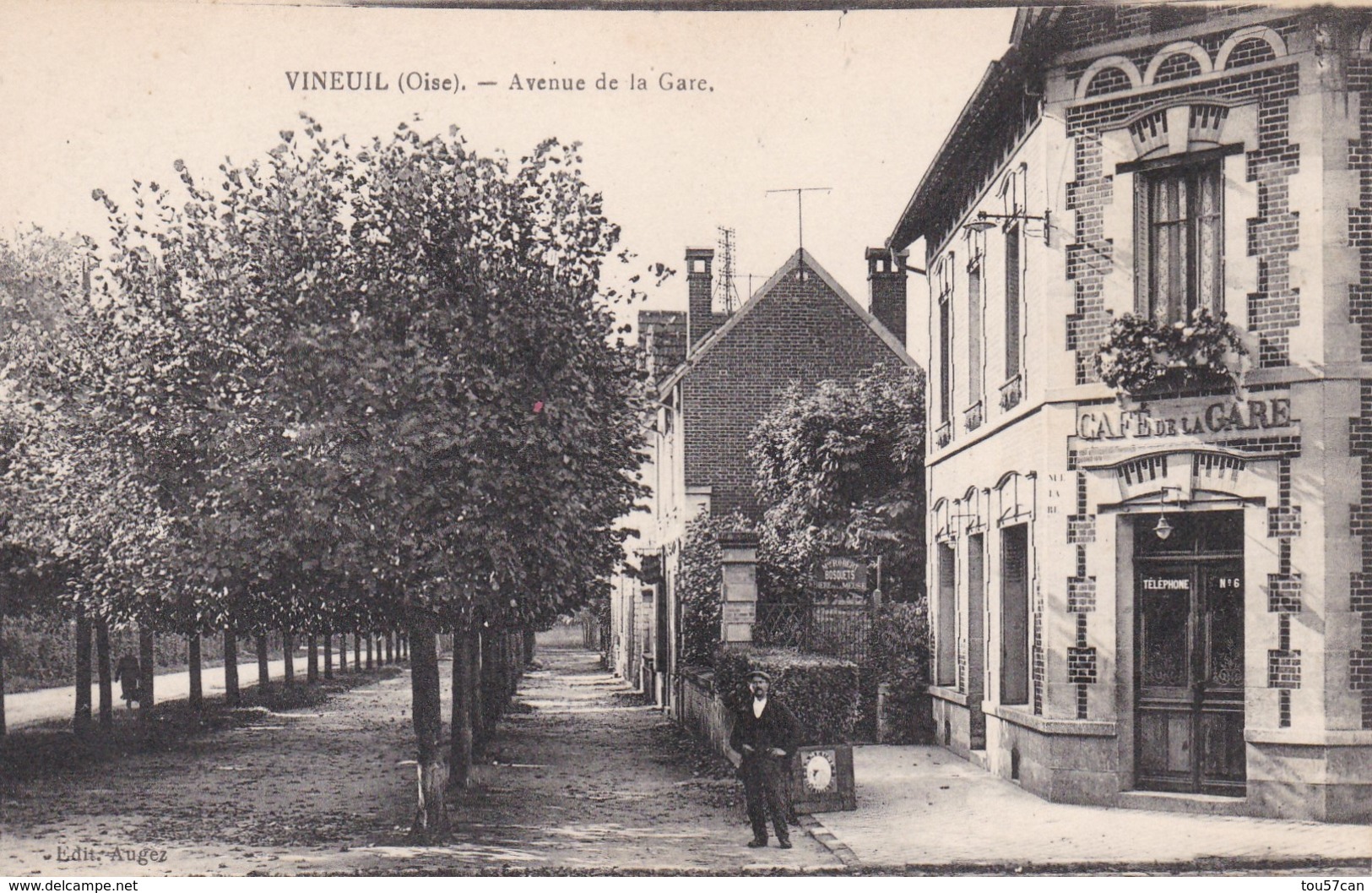 VINEUIL - OISE  (60) -  CPA DU CAFE DE LA GARE. - Autres & Non Classés