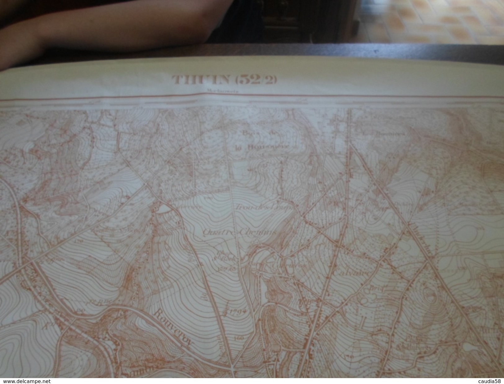 Thuin, Carte De De 1,13m X 89cm. - Cartes Topographiques