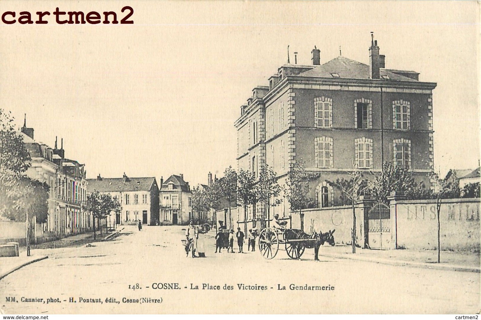 COSNE PLACE DES VICTOIRES GENDARMERIE 58 - Cosne Cours Sur Loire