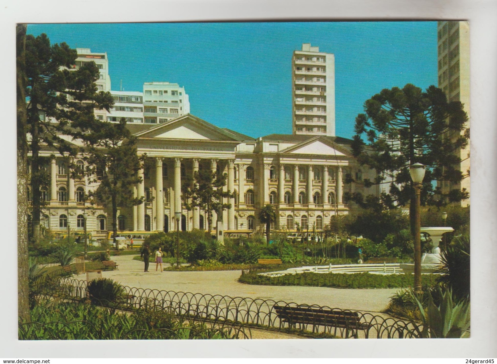 3 CPM CURITIBA (Brésil) - Vue Nocturne De La Ville, Passeio Publico, Faculté De Mèdecine Du Parana - Curitiba