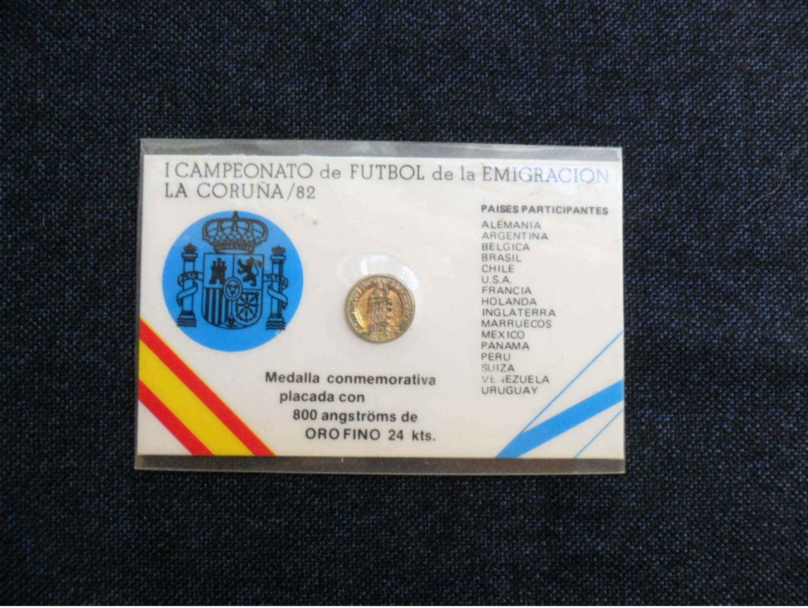 TARJETAS COLECCION MUNDIAL  FÚTBOL `82 CON MEDALLA PLACADA 800 AngstrÖms De Oro Fino 24k - Sammlungen