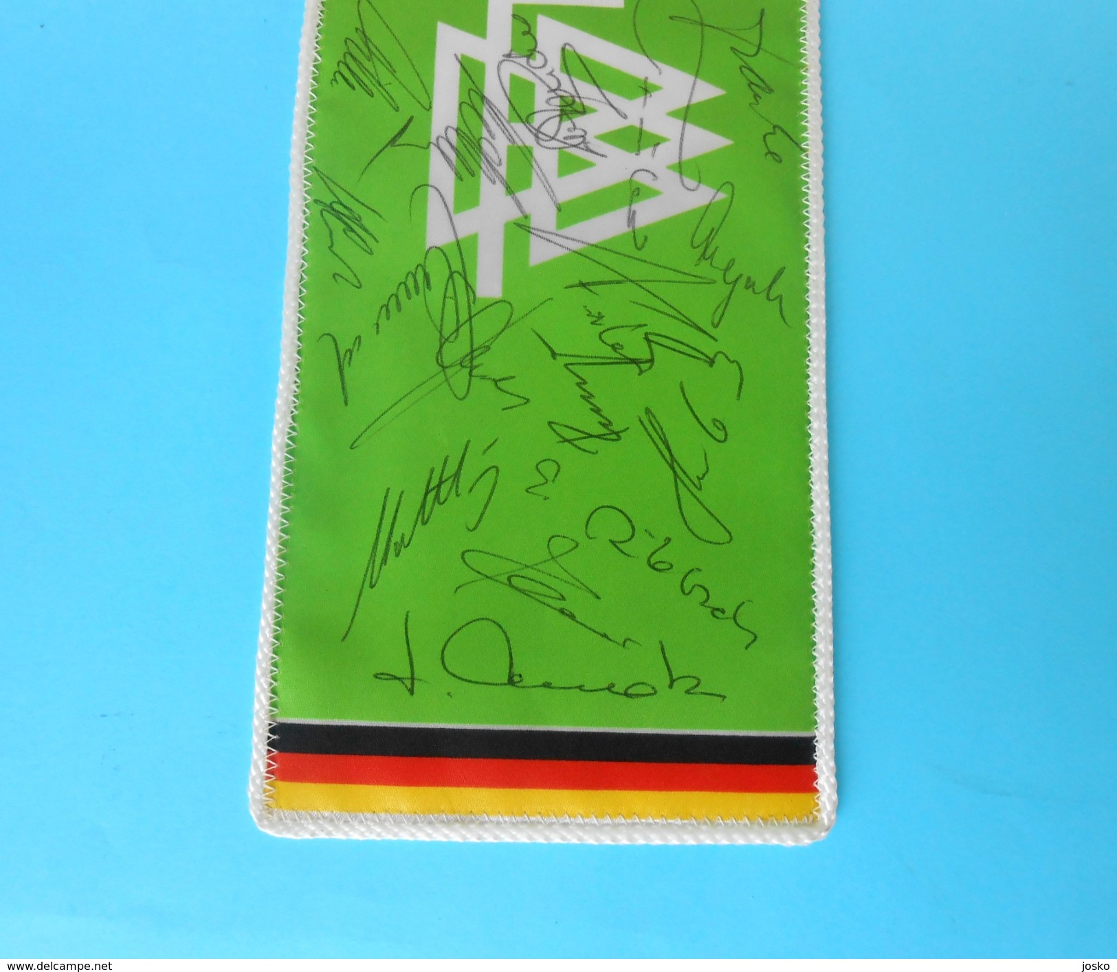 GERMANY NATIONAL FOOTBALL TEAM 1980s - Vintage Pennant With Original Autographs * Deutschland Fussball Team Autographen - Authographs