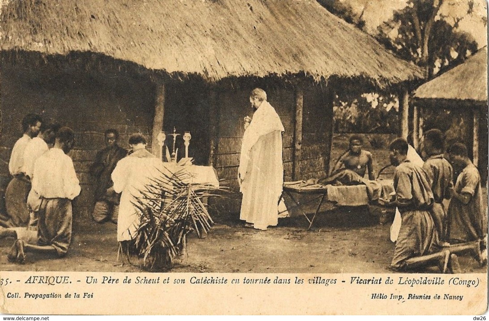 Missions En Afrique - Un Père De Scheut Et Son Catéchiste En Tournée Dans Les Villages, Léopoldville (Congo) - Missions