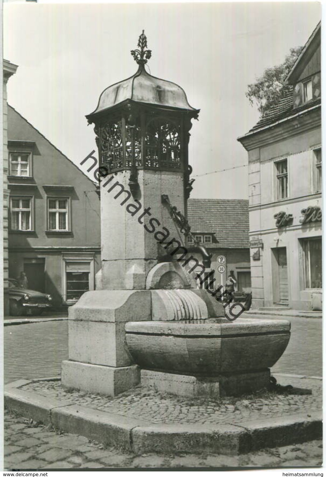 Buckow - Brunnen Am Markt - Foto-Ansichtskarte - Buckow