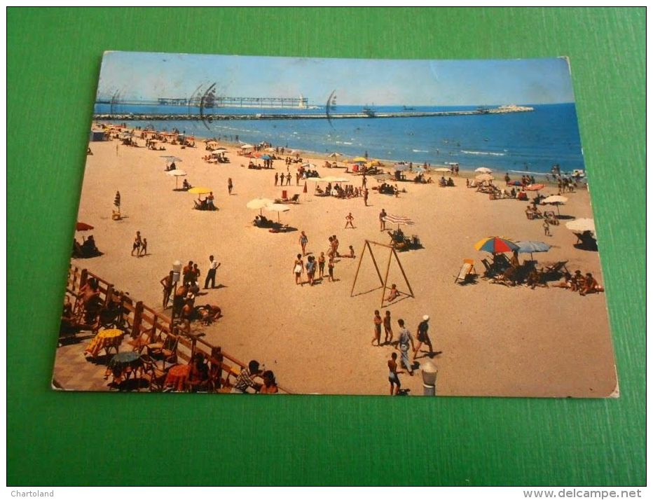 Cartolina Barletta - Spiaggia Di Levante 1971 - Bari