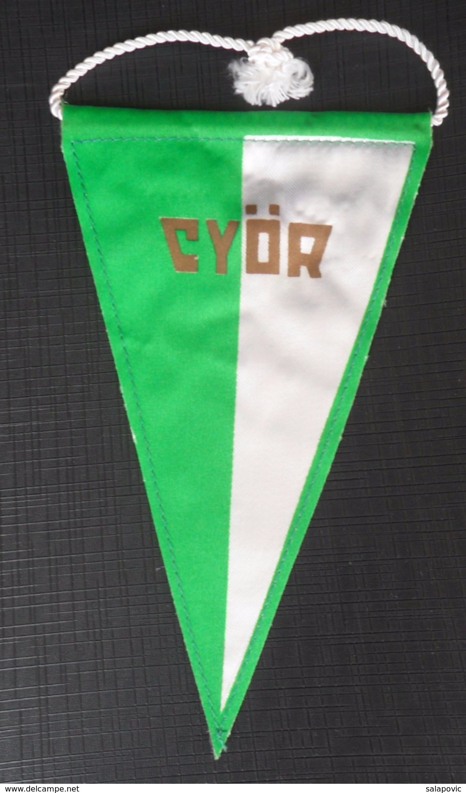 RABA ETO FC - Gyori, HUNGARY FOOTBALL CLUB, SOCCER / FUTBOL / CALCIO OLD PENNANT, SPORTS FLAG - Bekleidung, Souvenirs Und Sonstige