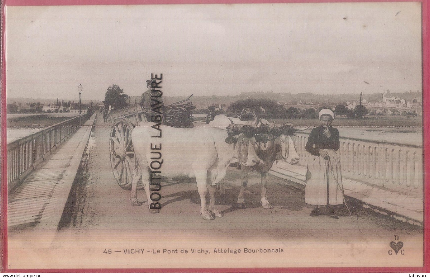 03 - VICHY---Le Pont De Vichy--Attelage Bourbonnais--beau Plan - Vichy