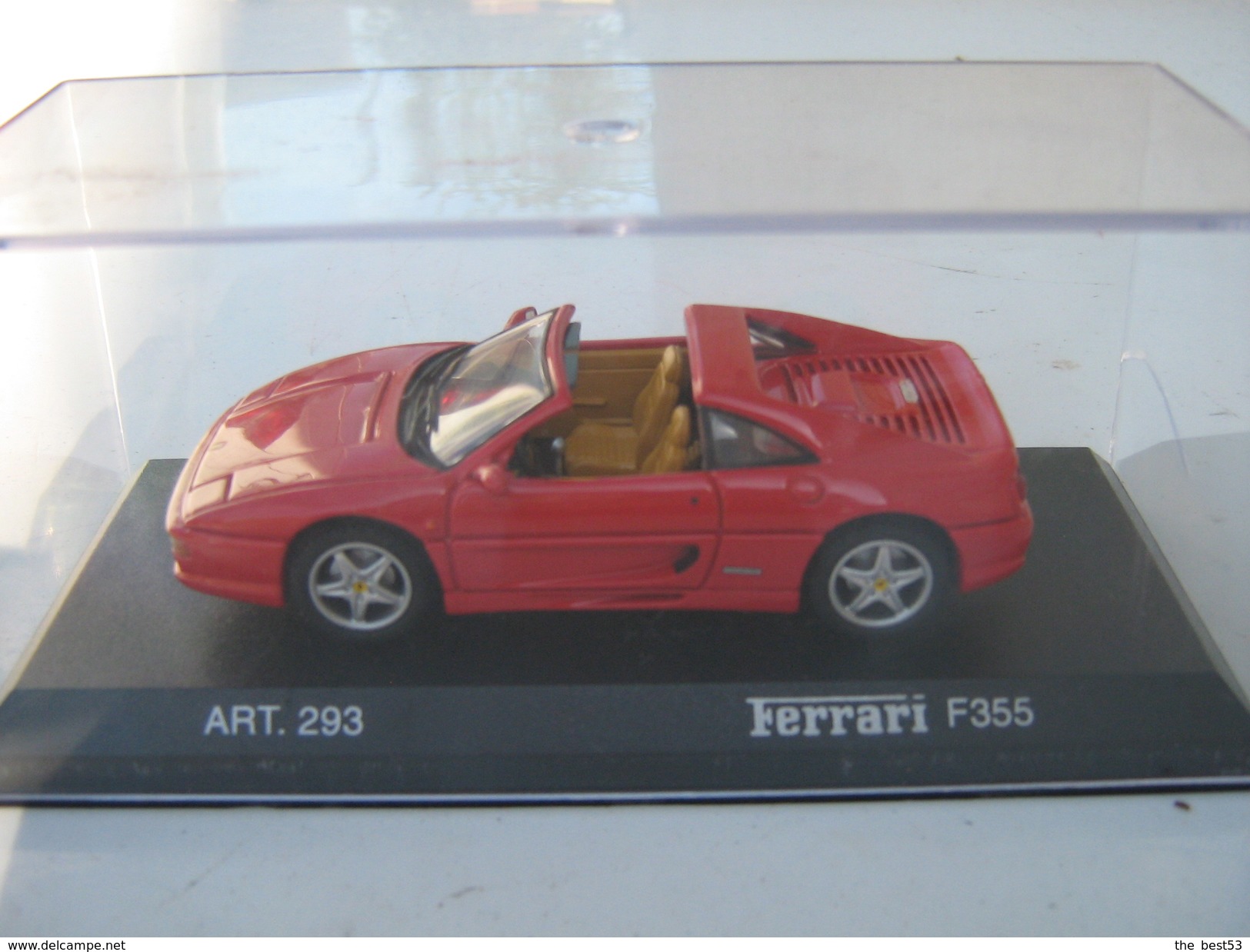 Voiture Détail Cars  -  Ferrari F355  -  Avec Boite - DetailCars