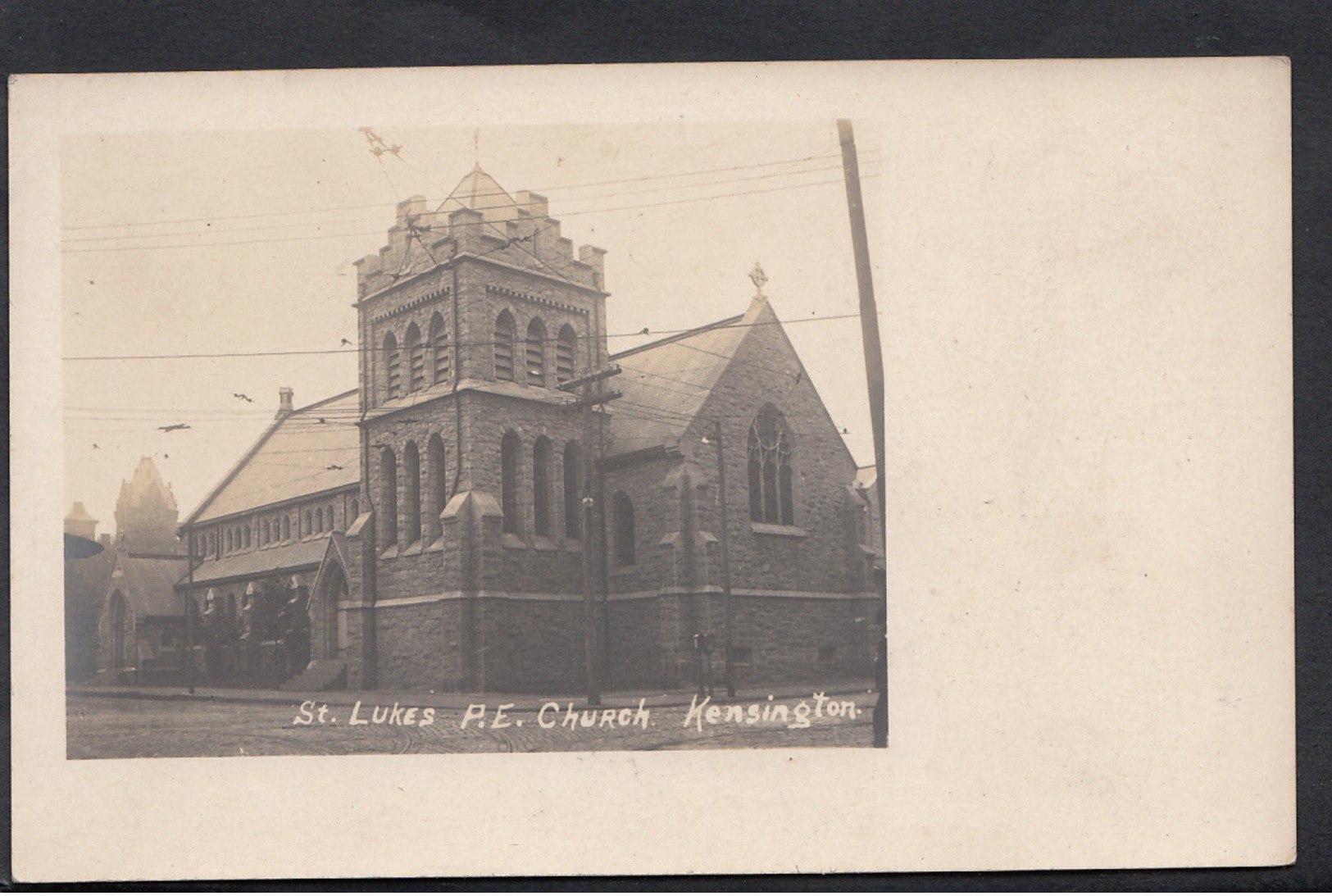 London Postcard - St Luke's P.E.Church, Kensington  DC195 - Other & Unclassified