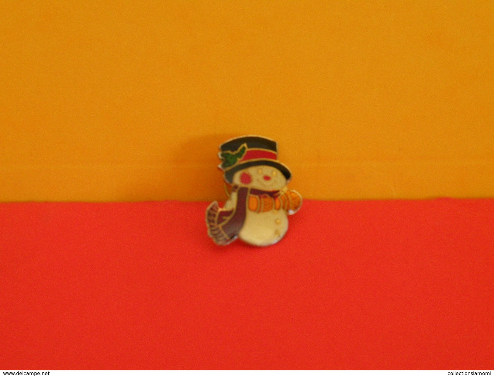 Collection Pin's > Noël > Le Bonhomme De Neige - - Noël