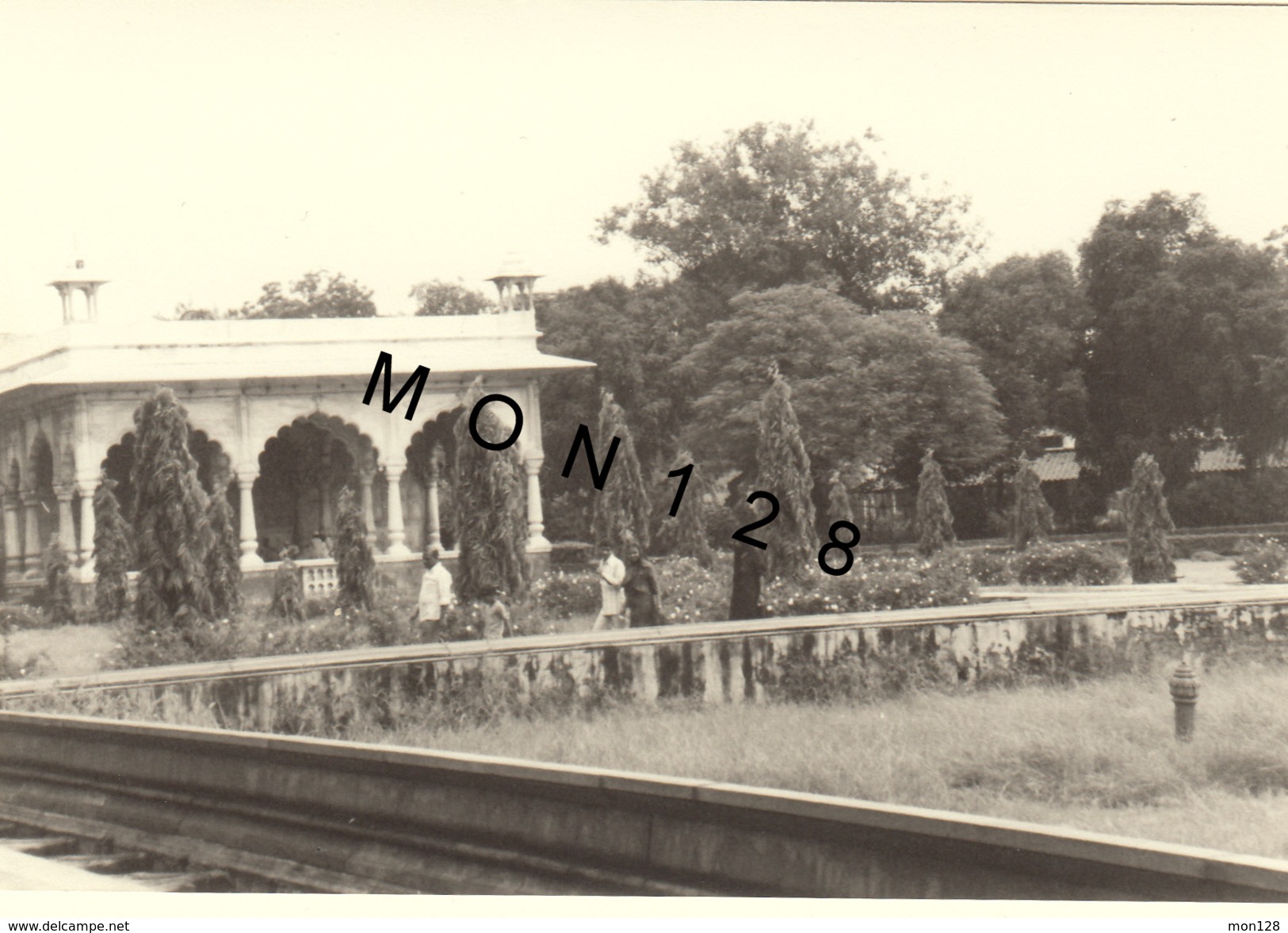 INDE / INDIA - KASHMIR - SRINAGAR - JAMMU - PHOTOGRAPHIE 1970 - 9X13 CMS - TRES BON ETAT - Lieux