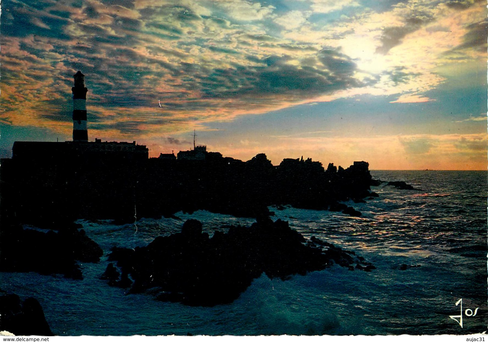 Dép 29 - Phares - Ouessant - Coucher De Soleil Sur Le Phare Du Creac'h - Semi Moderne Grand Format - Bon état Général - Ouessant