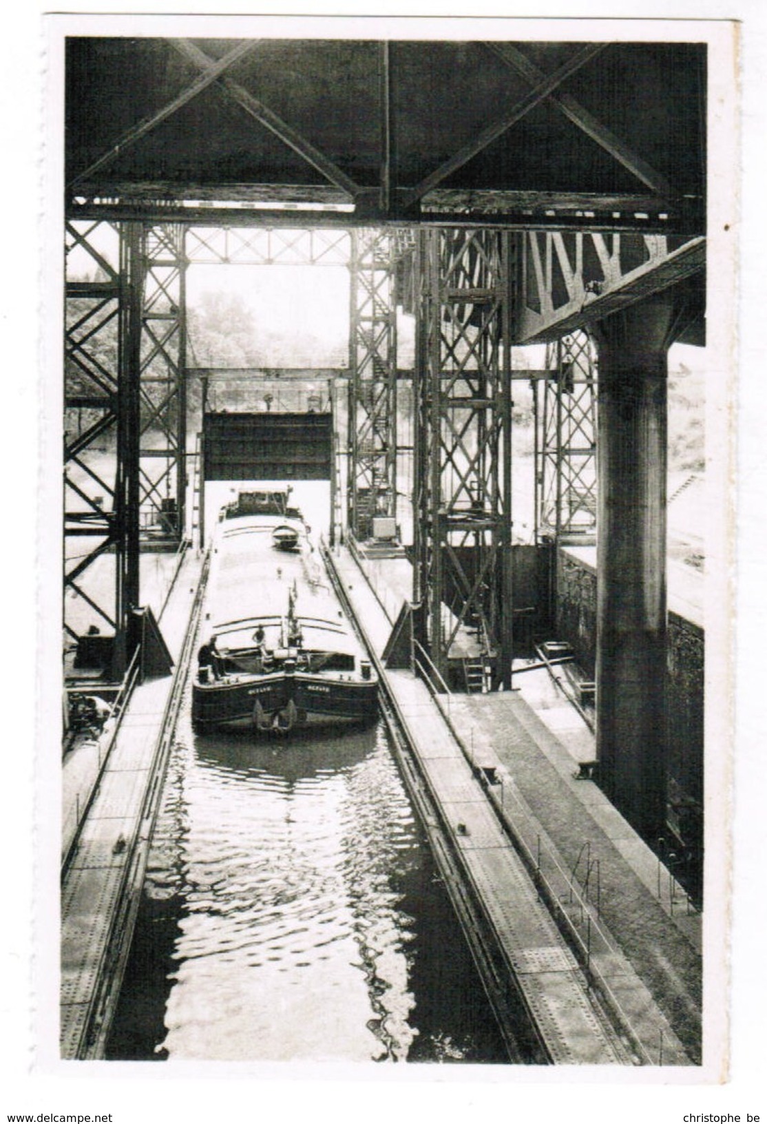 Houdeng Goegnies, Ascenseur Hydraulique, Entrée D'un Bâteau, Aval, Péniche (pk35237) - La Louviere