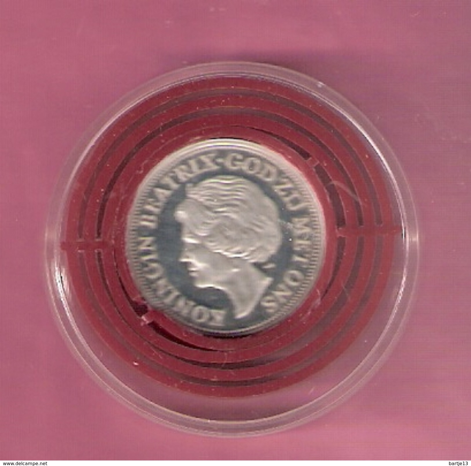 NEDERLAND SILVER MEDAL 1990 BEATRIX 10 YEAR QUEEN - Pièces écrasées (Elongated Coins)