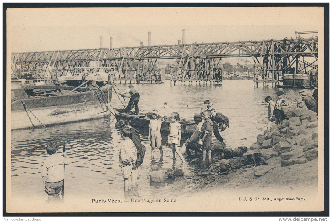 Paris V&eacute;cu 'Une Plage En Seine' (1 Stuk) - Andere & Zonder Classificatie