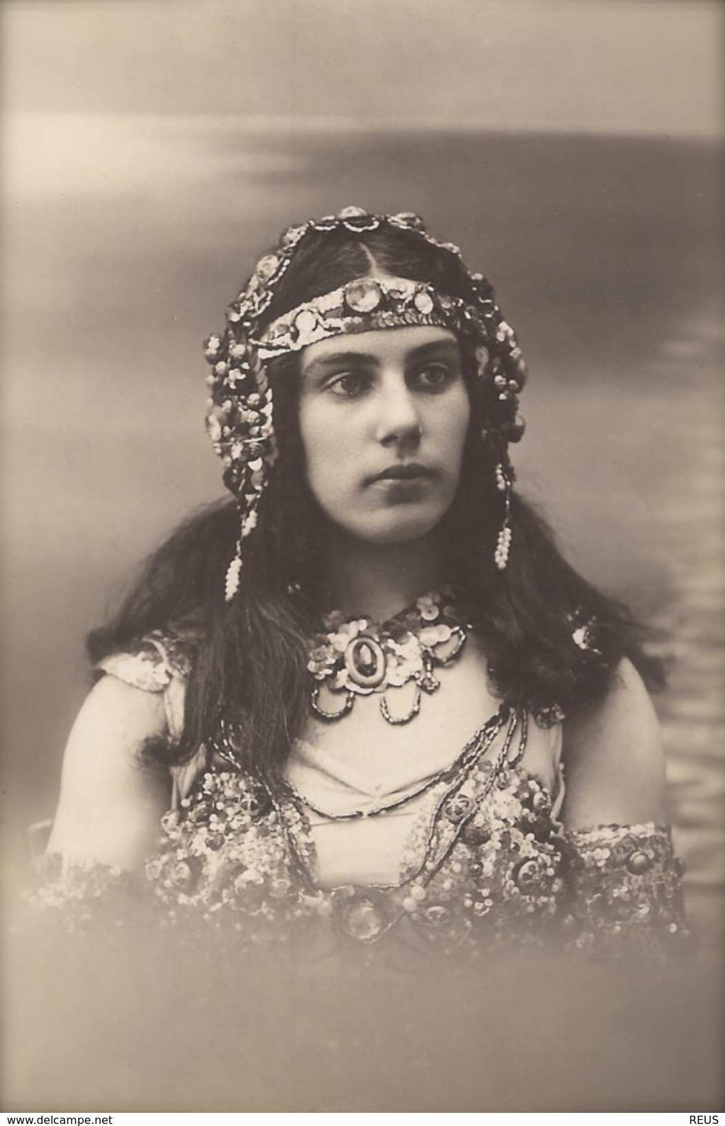 CARTE PHOTO ANCIENNE RARE MYSTERE FEMME SUPERBE BIJOUX MATA HARI STYLE MYSTERIOUS WOMAN EXQUISITE JEWELS HEADDRESS - Mode