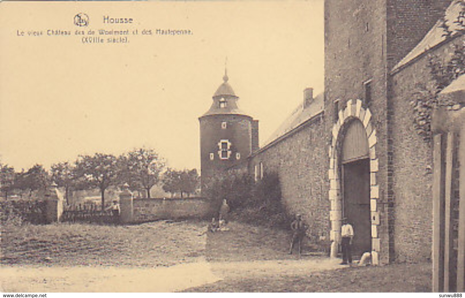 Housse - Le Vieux Château Des De Woelmont Et Des Hautepenne (animée, Photo Nélissen) - Blegny