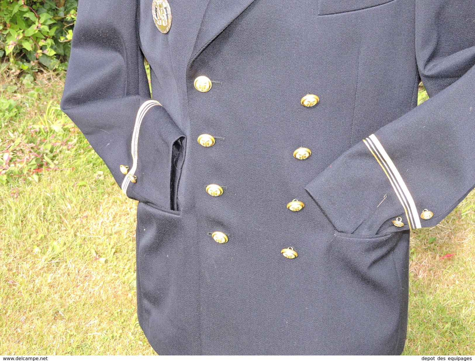 ANCIENNE VESTE SOUS OFFICIER DOUANES MARITIMES - GRANDE TAILLE + INSIGNE