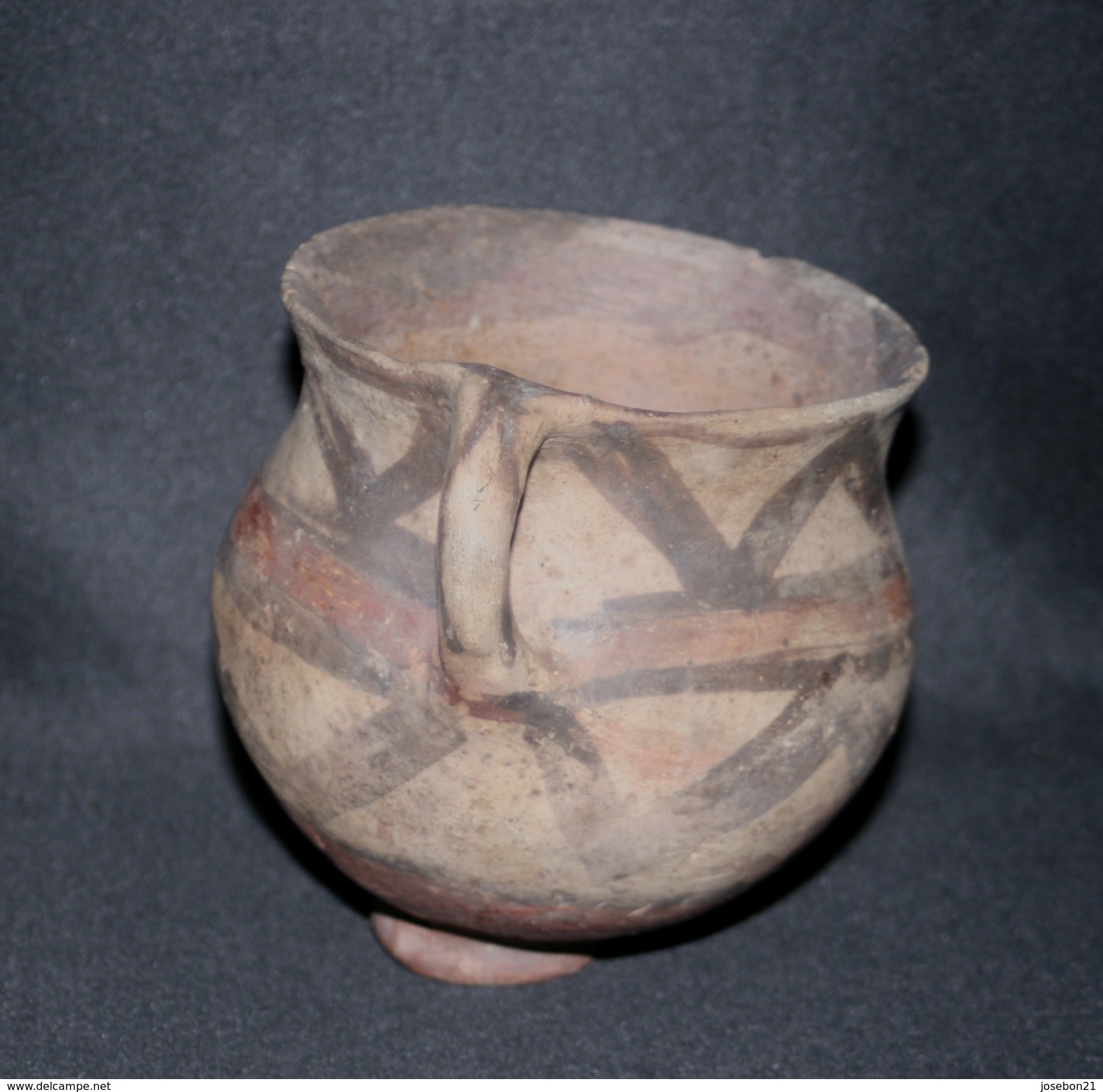 Ancien Petit Pot à Une Anse Moyen Orient Archéologie I Er Millénaire Avant - Archéologie