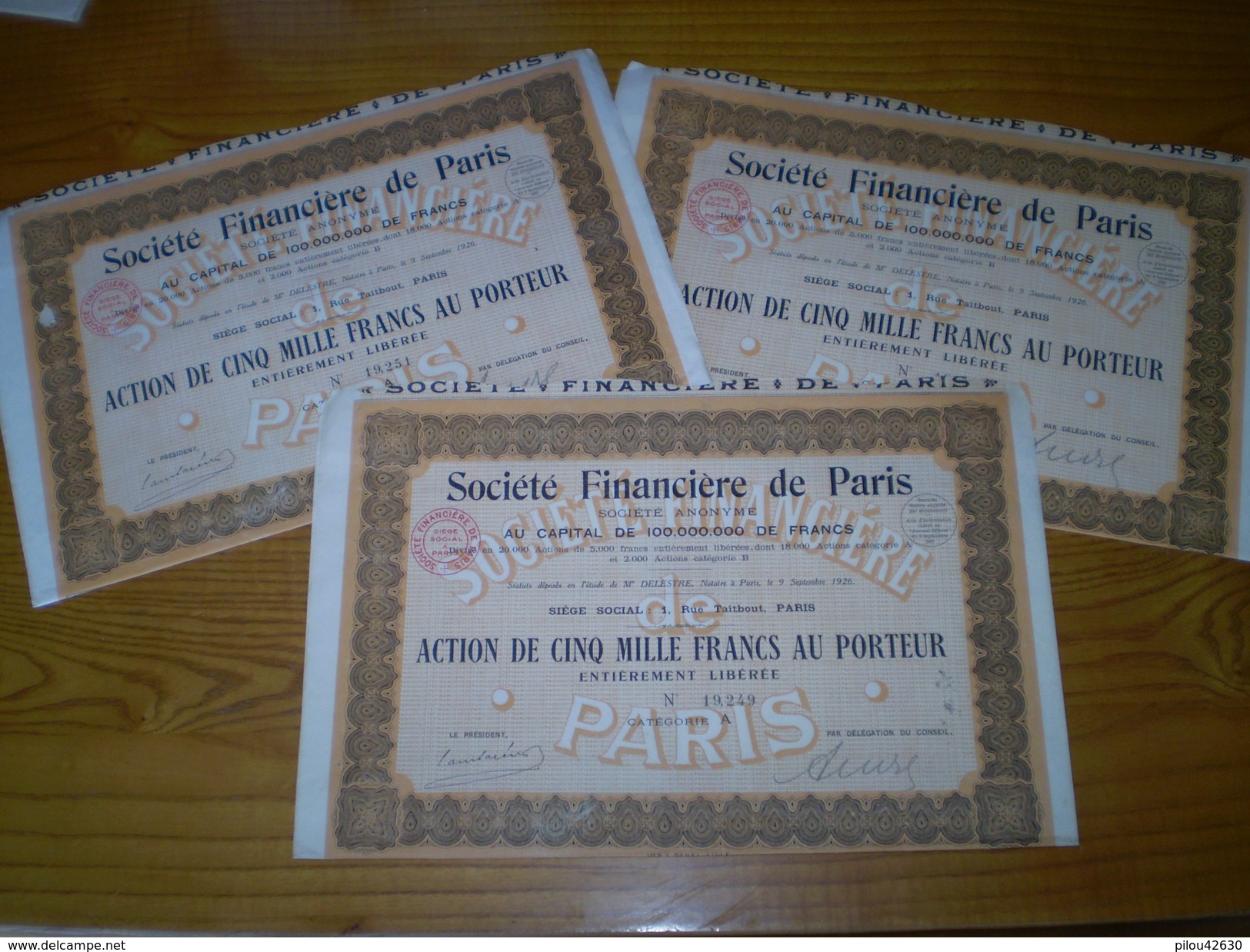 Financière De Paris, Action De 5000 Frs Au Porteur. 1926, Lot De 3 Actions - D - F