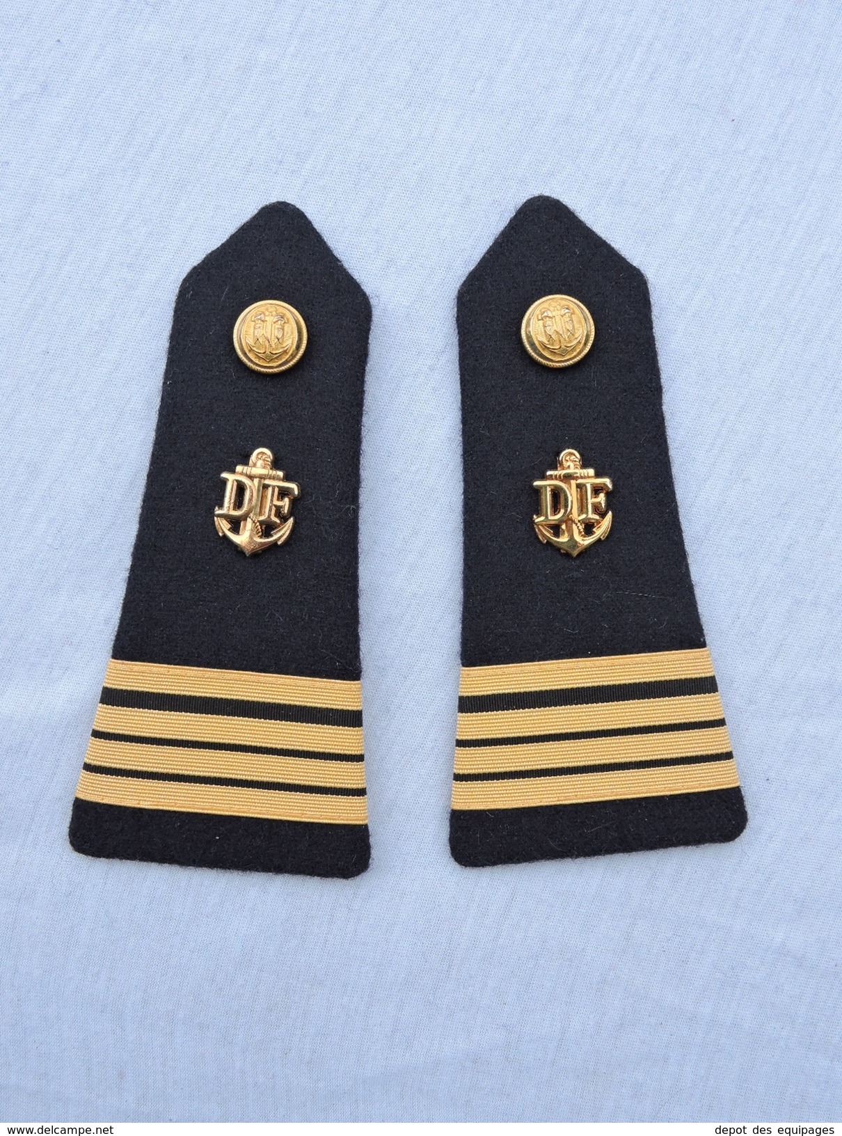 ANCIENNES EPAULETTES OFFICIER DOUANES MARITIMES #.4 - Police & Gendarmerie