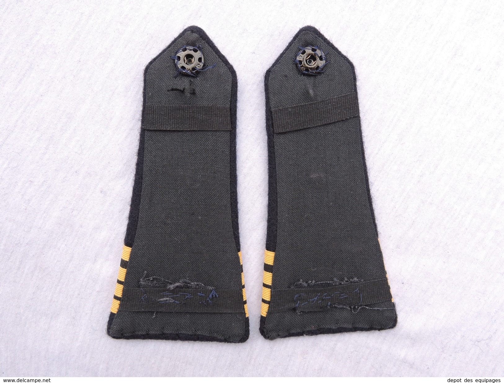 ANCIENNES EPAULETTES OFFICIER DOUANES MARITIMES #.4 - Police & Gendarmerie