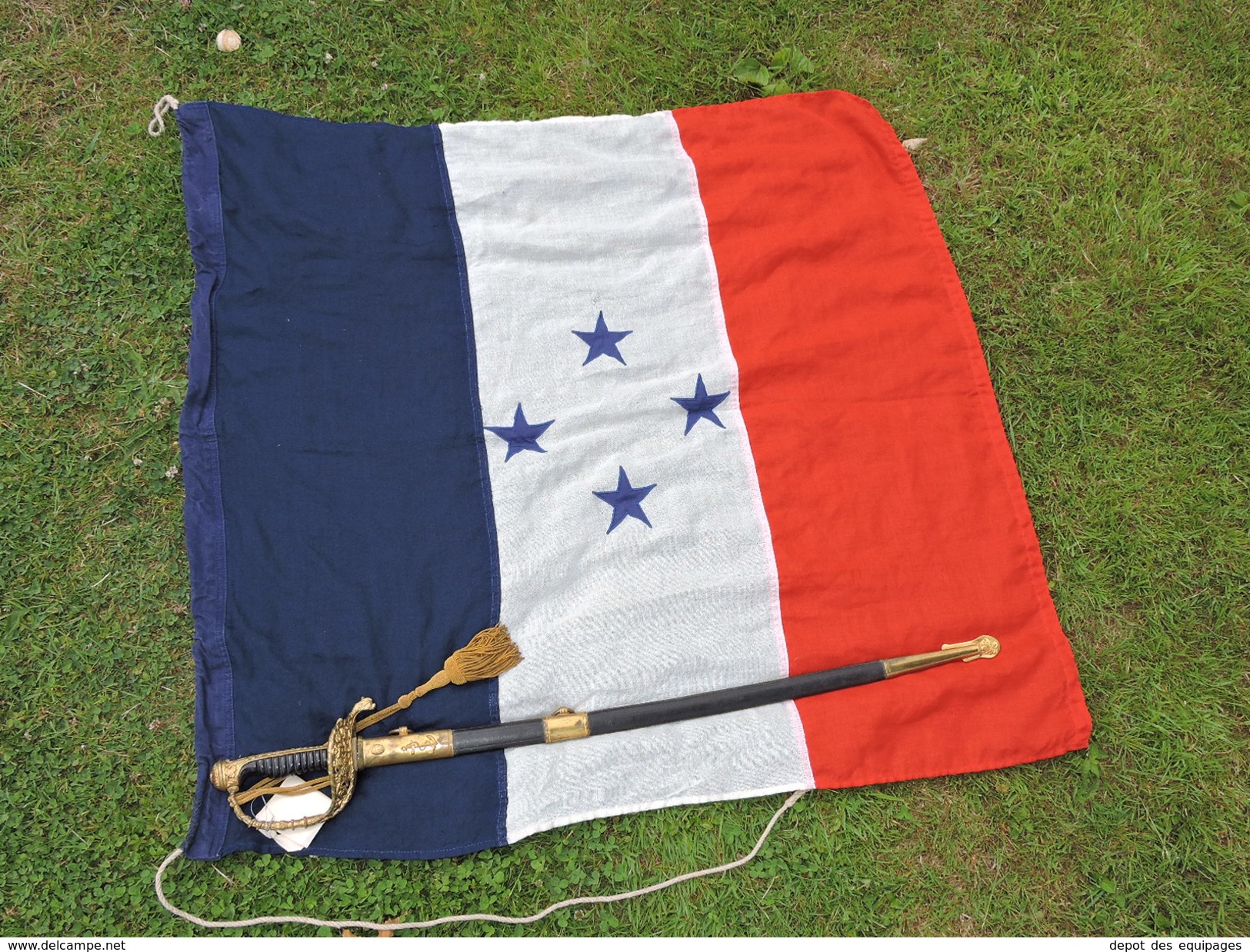 RARE ANCIEN  PAVILLON VICE AMIRAL  ESCADRE --  MARINE  NATIONALE ................. - Drapeaux