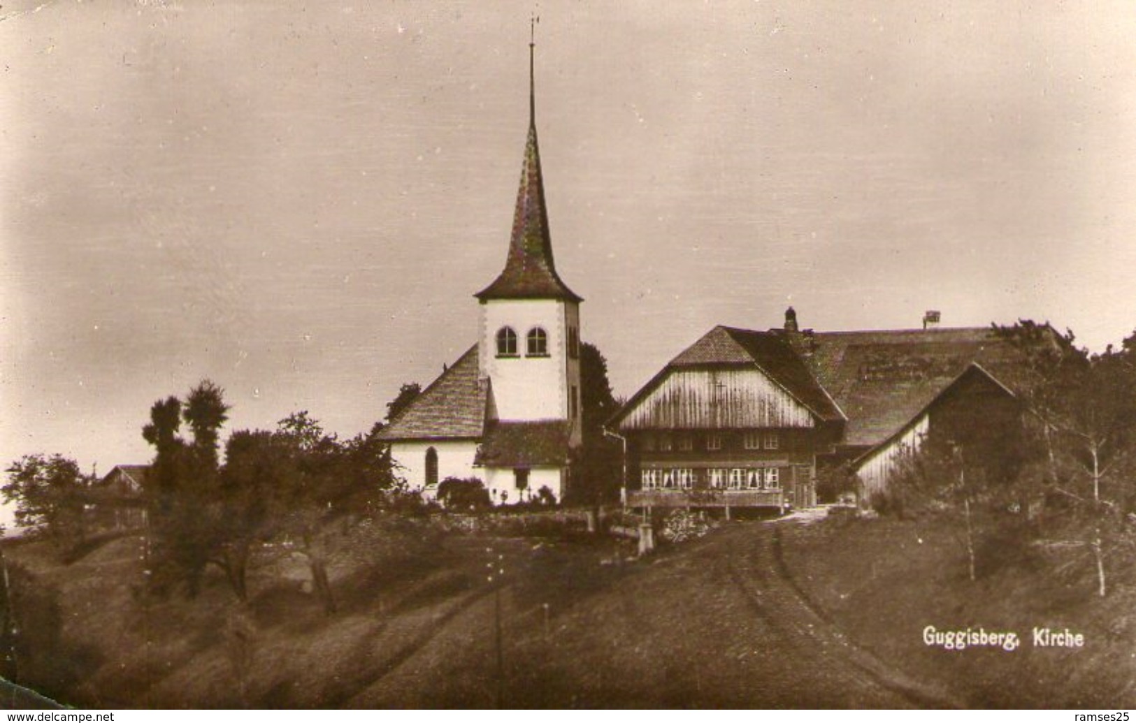 (35)  CPA Guggisberg  Kirche  (Bon Etat) - Guggisberg