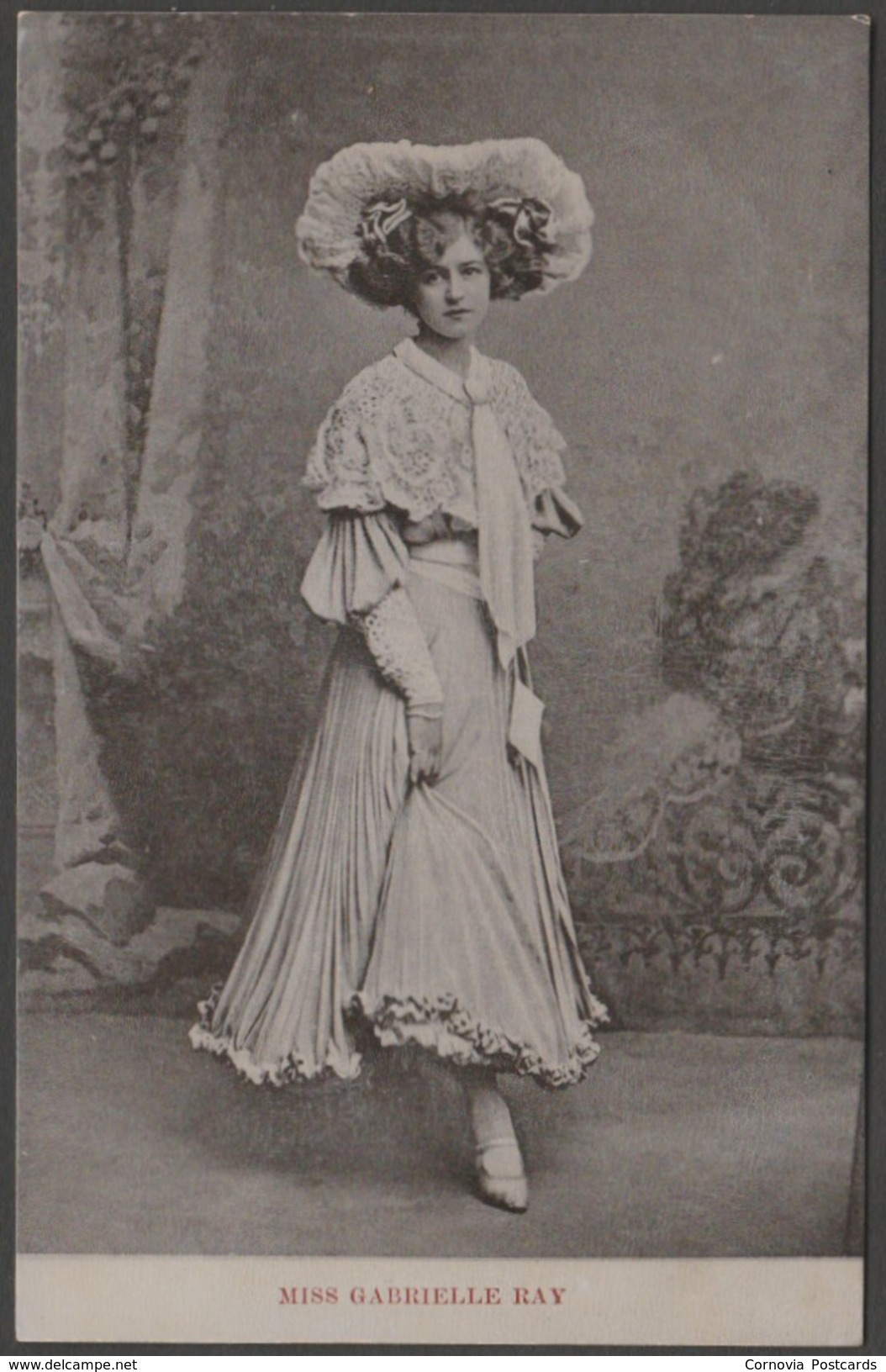 Actress Miss Gabrielle Ray, C.1905 - Empire Series Postcard - Entertainers