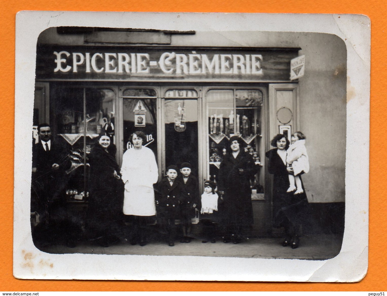 Photo Epicerie-Crèmerie (à Situer). Guérin ? - Métiers