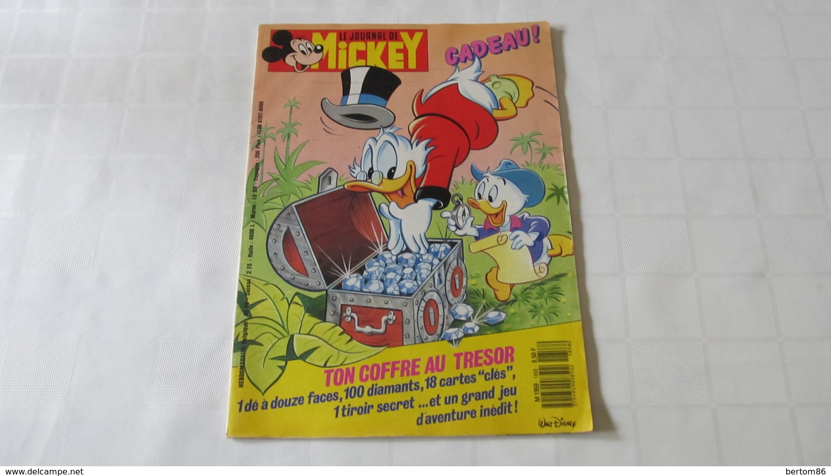 LE JOURNAL DE MICKEY - 1858 - FEVRIER 1988 - AVEC SON CADEAU " TON COFFRE AU TRESOR " - - Autres & Non Classés