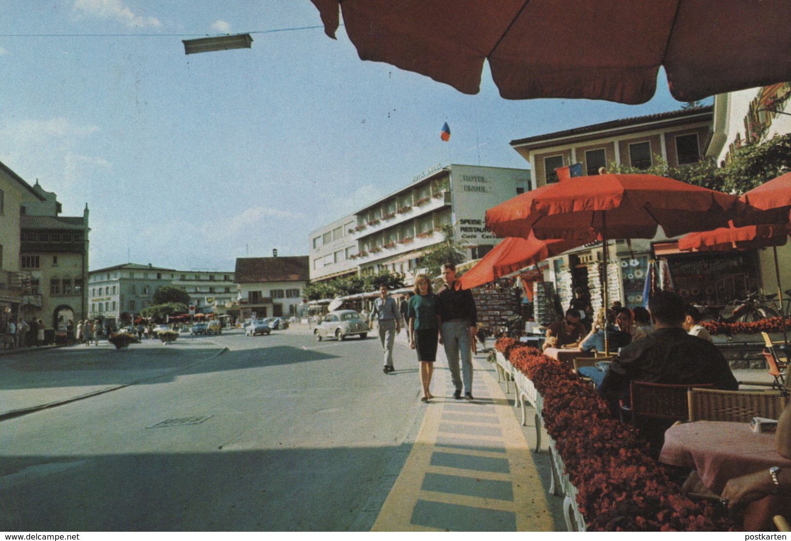 ÄLTERE POSTKARTE VADUZ HAUPTORT VOM FÜRSTENTUM LIECHTENSTEIN PARTIE IM STÄDTLE BP-Tankstelle Paar Couple Cpa AK Postcard - Liechtenstein