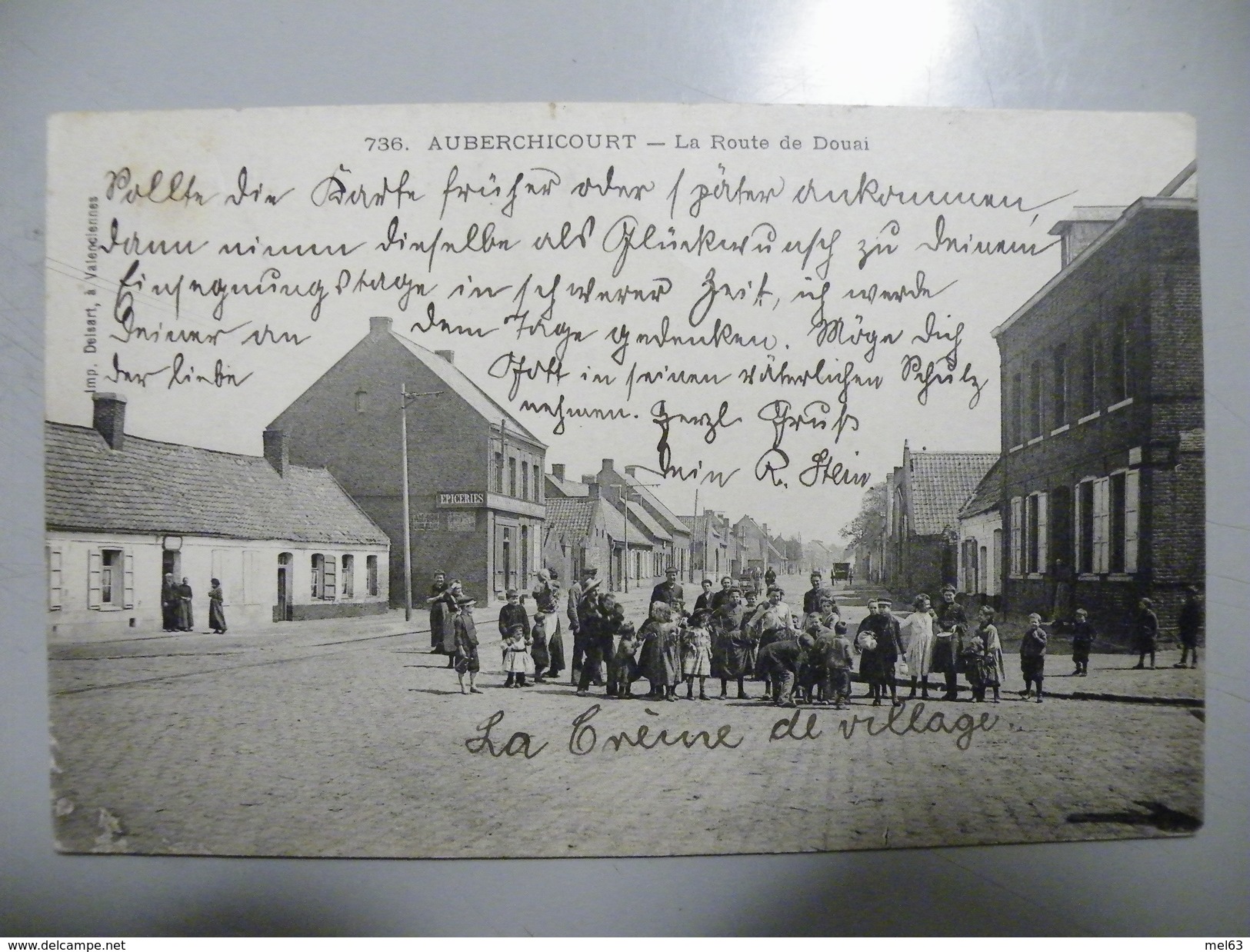 A437. CPA. 59. AUBERCHICOURT. La Route De Douai.  Beau Plan Animé.  écrite & Voyagée 1915 - Autres & Non Classés