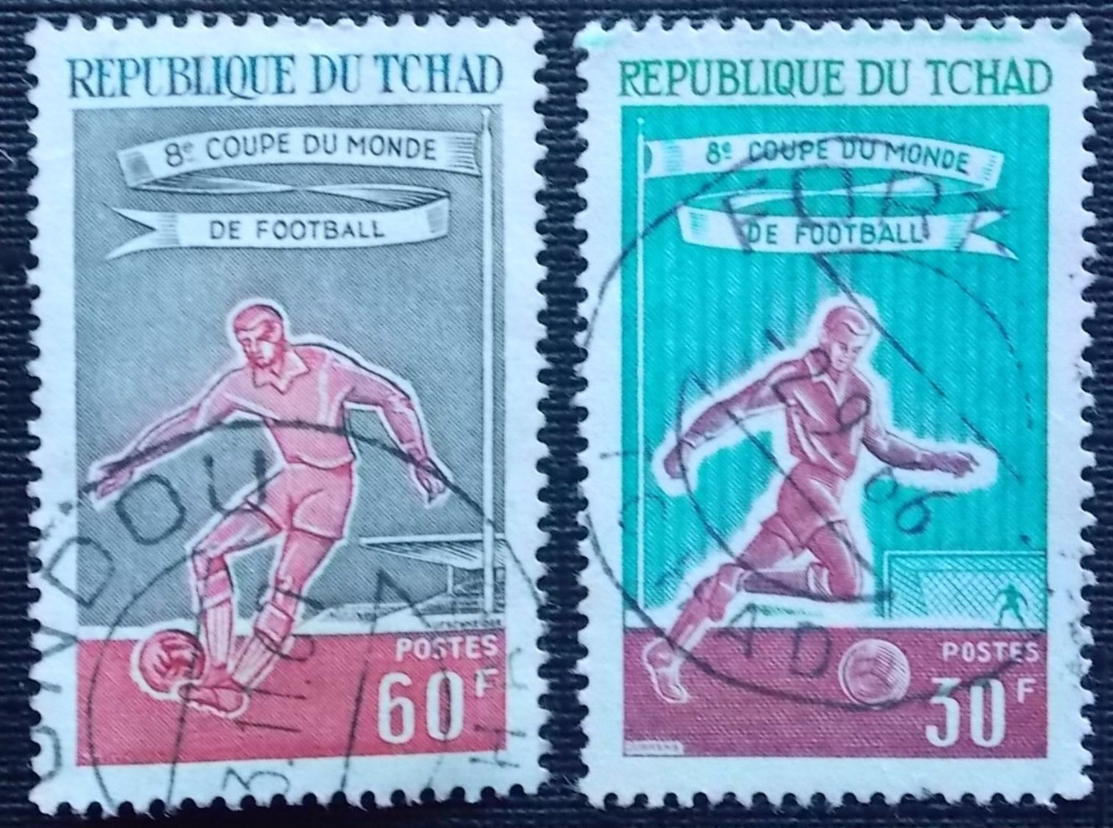 TCHAD : 127 - 128 . 8e COUPE DU MONDE DE FOOTBALL - Chad (1960-...)
