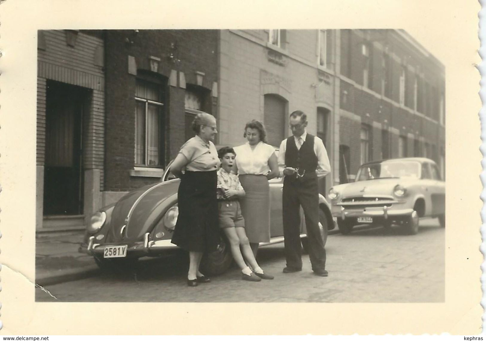 Photo Anonyme HAINE-SAINT-PAUL - 1958 - Vieille Voiture - Old Timer - Dimensions 9.7 / 7 Cm - La Louvière