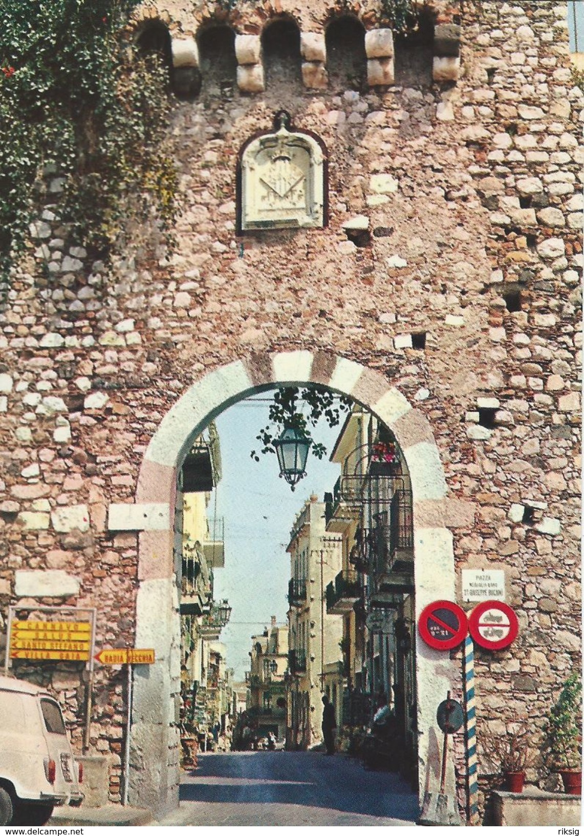 Taormina  -  Porte Catania.    Italy.  # 06411 - Other & Unclassified