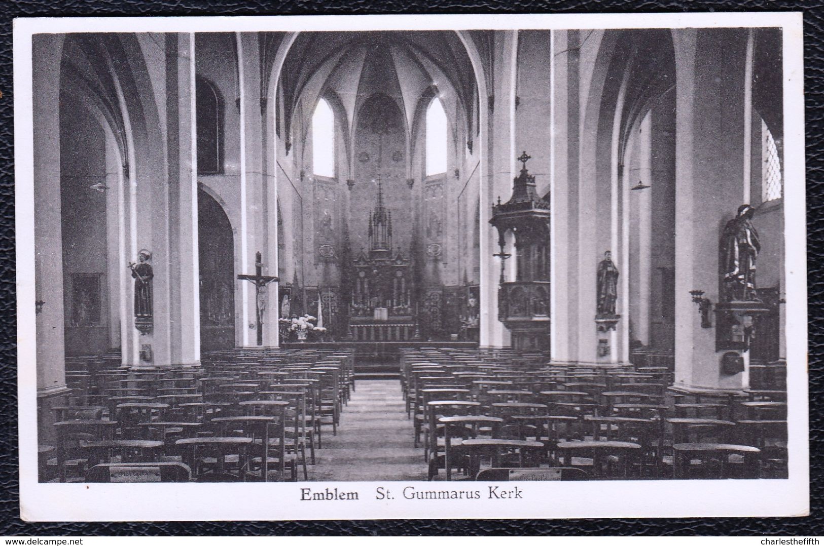 EMBLEM ( Ranst ) - St GUMMARUS KERK INTERIEUR - Niet Courant ! - Ranst