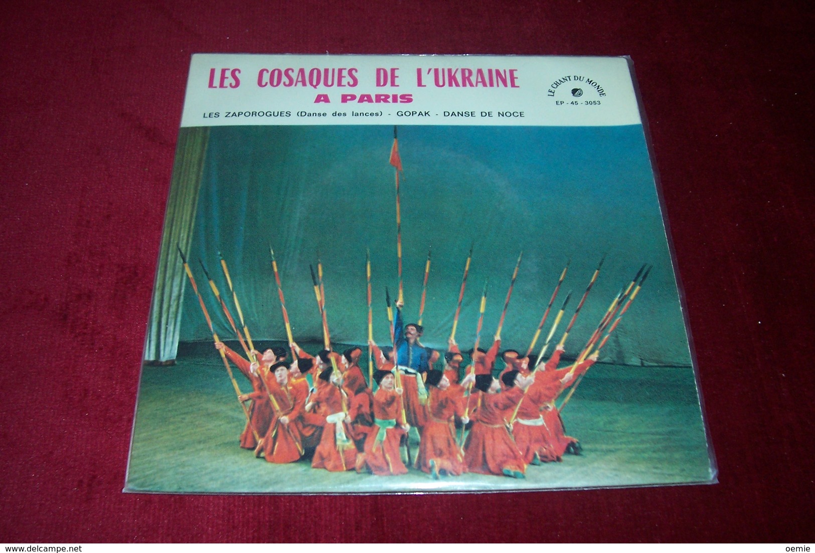 LES COSAQUES DE L'UKRAINE A PARIS  ° LES ZAPOROGUES  DANCE ET LANCES - Música Del Mundo