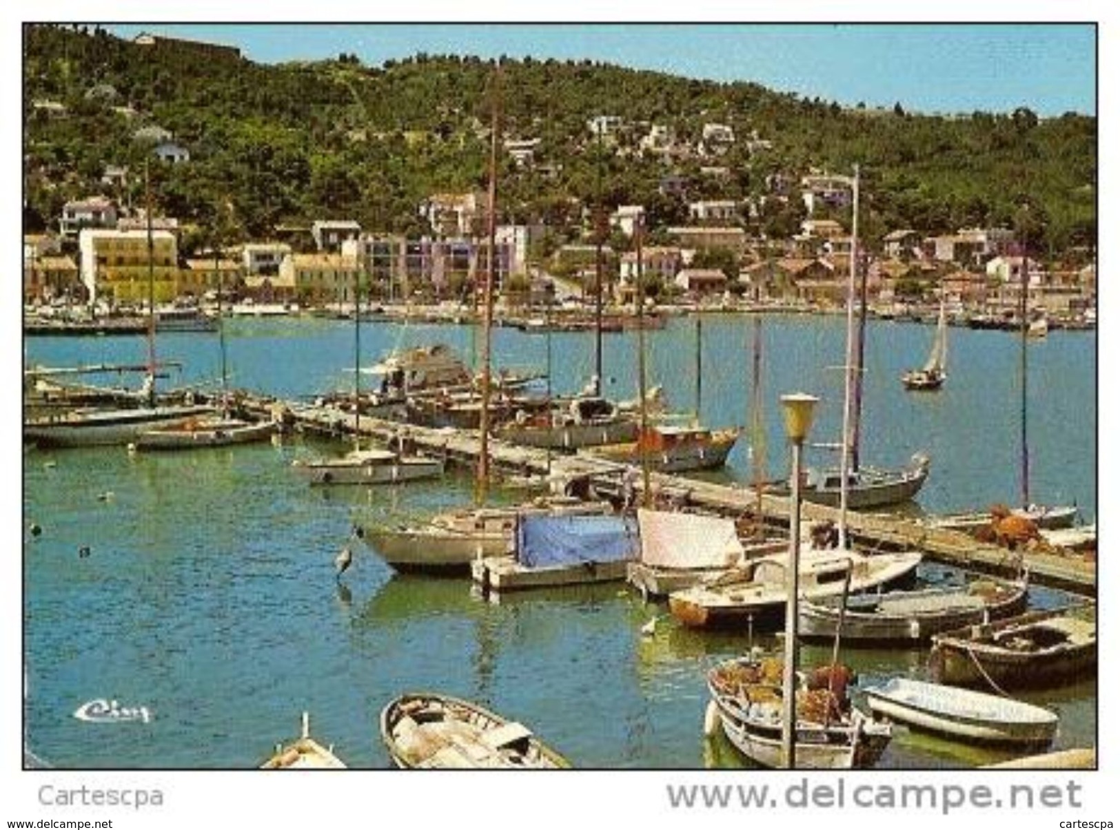 Saint Mandrier Le Port  CPM Ou CPSM - Saint-Mandrier-sur-Mer