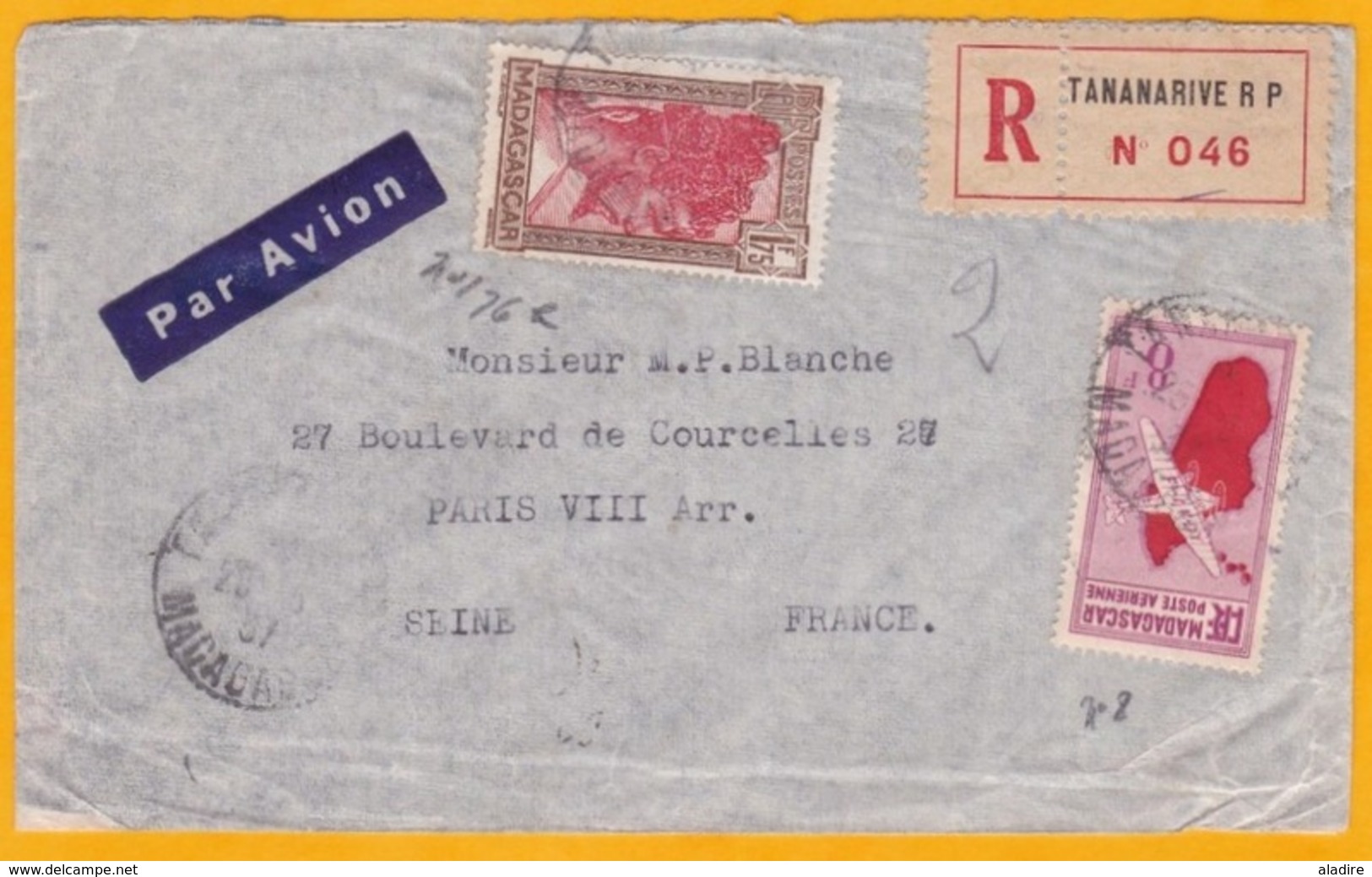 1937- Enveloppe Reco. Par Avion  De Tananarive, Madagascar Vers Paris - Cad Arrivée Paris Distribution - TP PA - Poste Aérienne