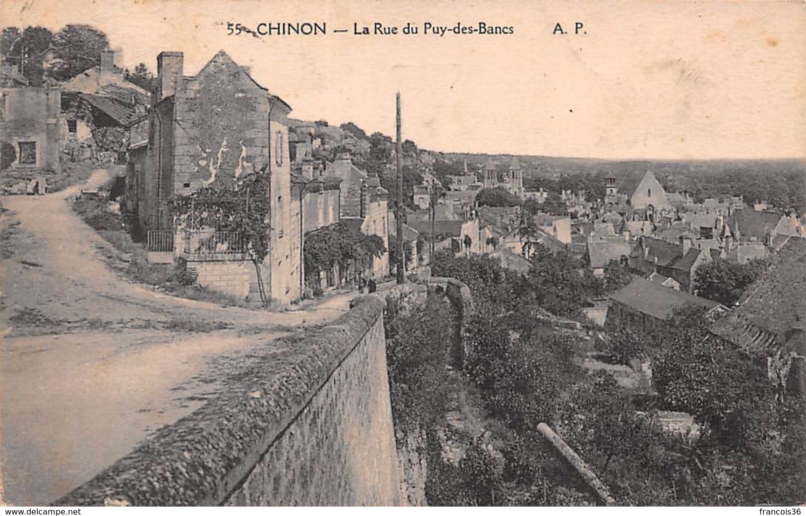 Lot de 27 CPA du dpt 37 Indre et Loire - Chinon ville  - Lot scanné