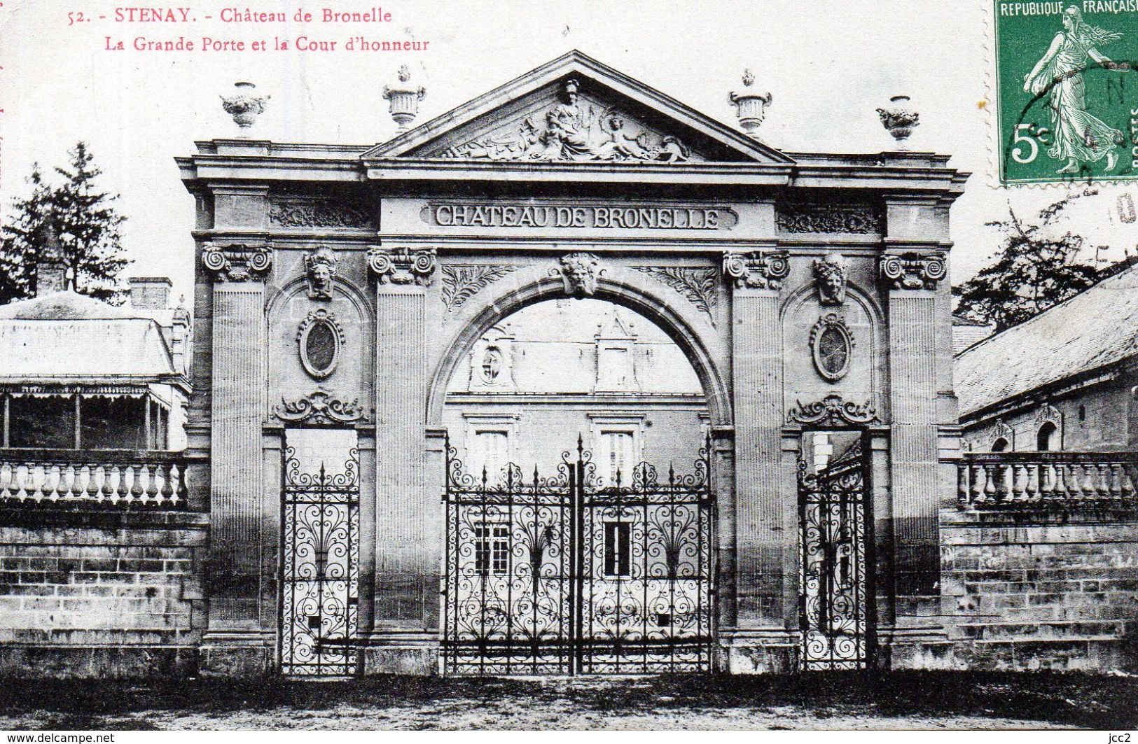 55 - STENAY - Chateau De Bronelle - Stenay