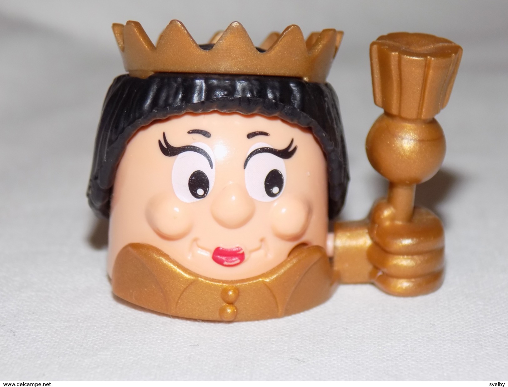 Collectible Kinder Surprise Toy Queen - Andere & Zonder Classificatie