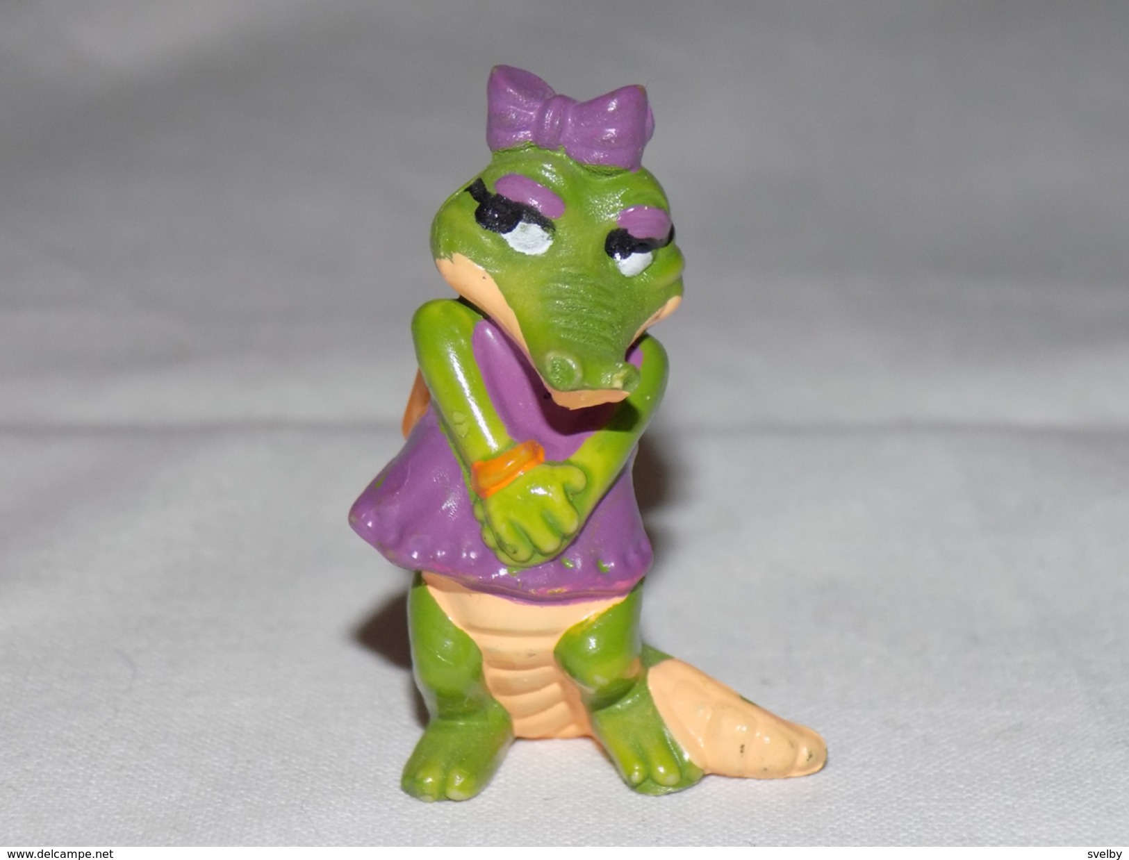 Collectible Kinder Surprise Toy Crocodile - Familias